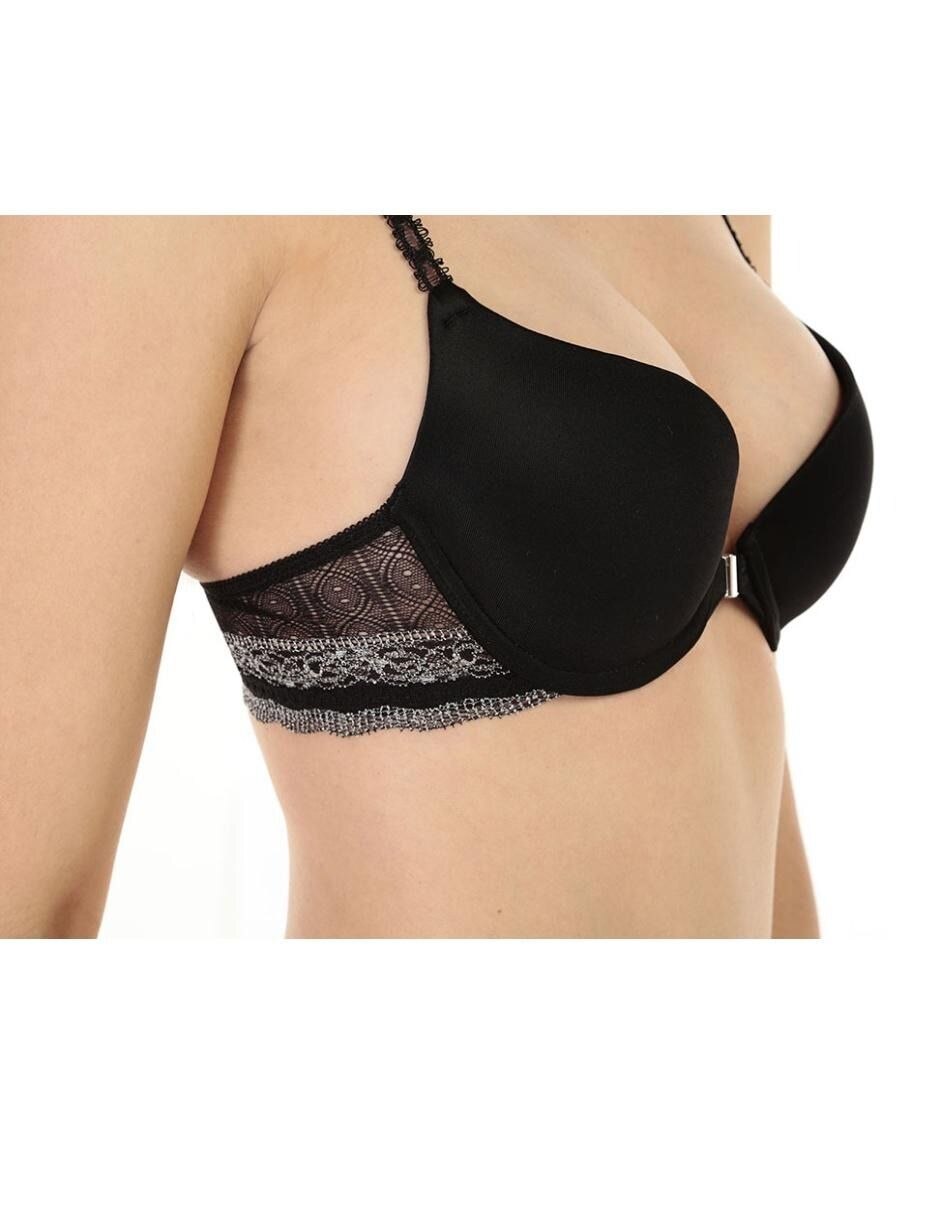 Brassiere 4