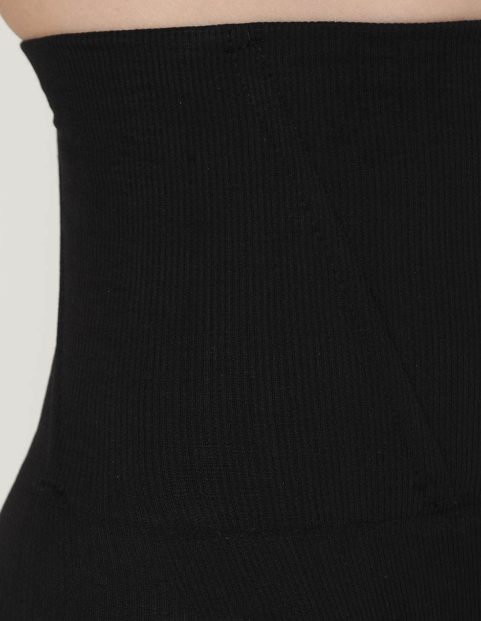 Faja tipo short con compresión alta para mujer 4