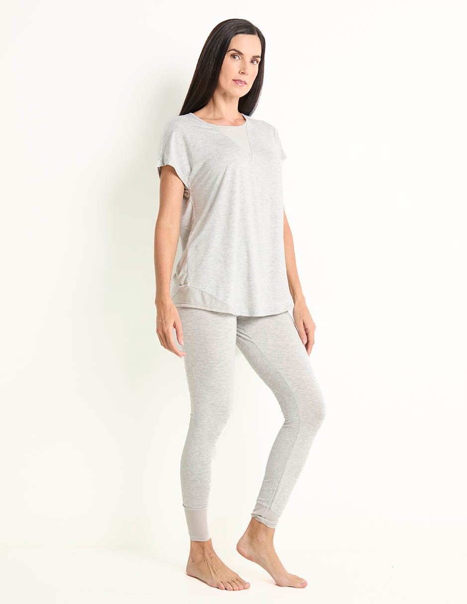 Conjunto pijama para mujer Conjunto pijama para mujer