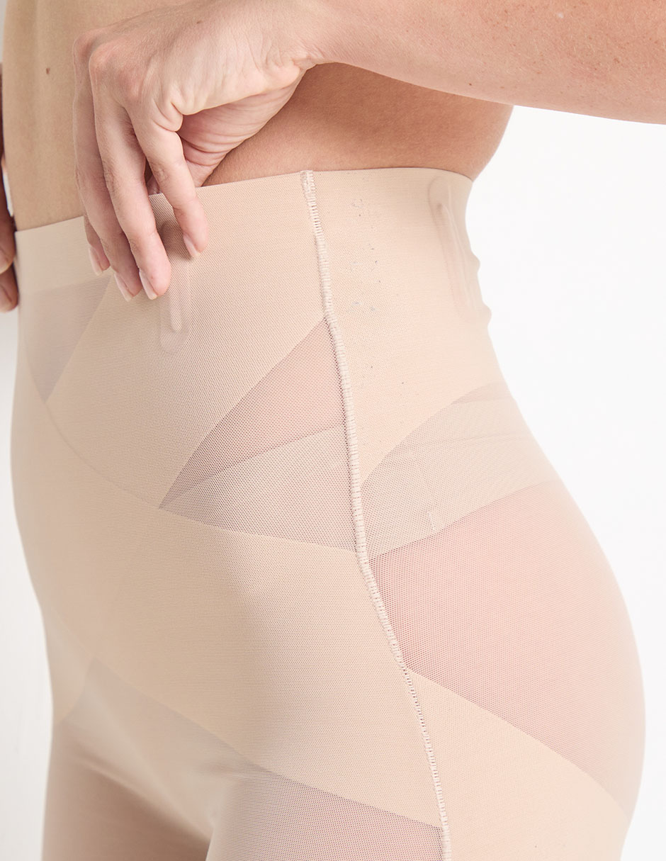 Faja tipo short con compresión media para mujer 4