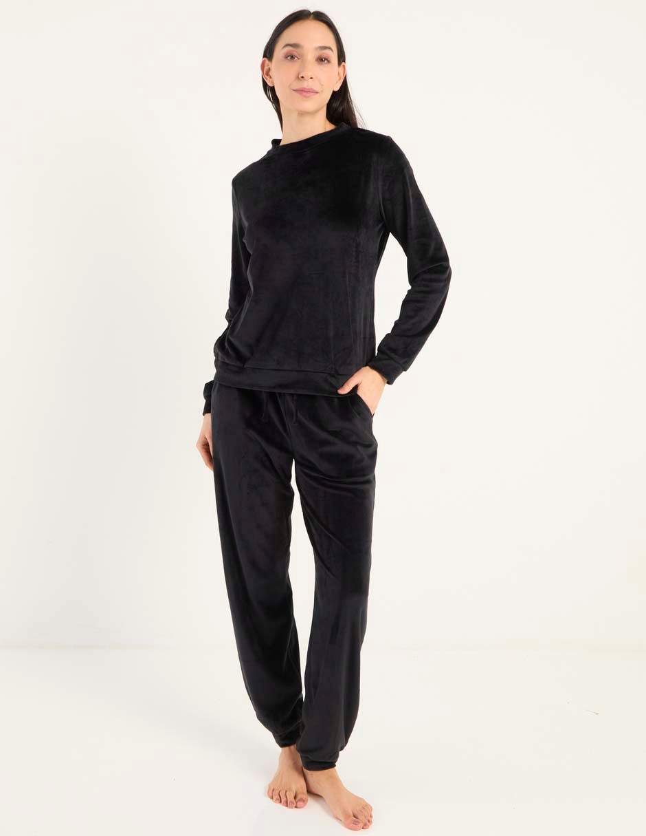 Conjunto pijama para mujer Conjunto pijama para mujer