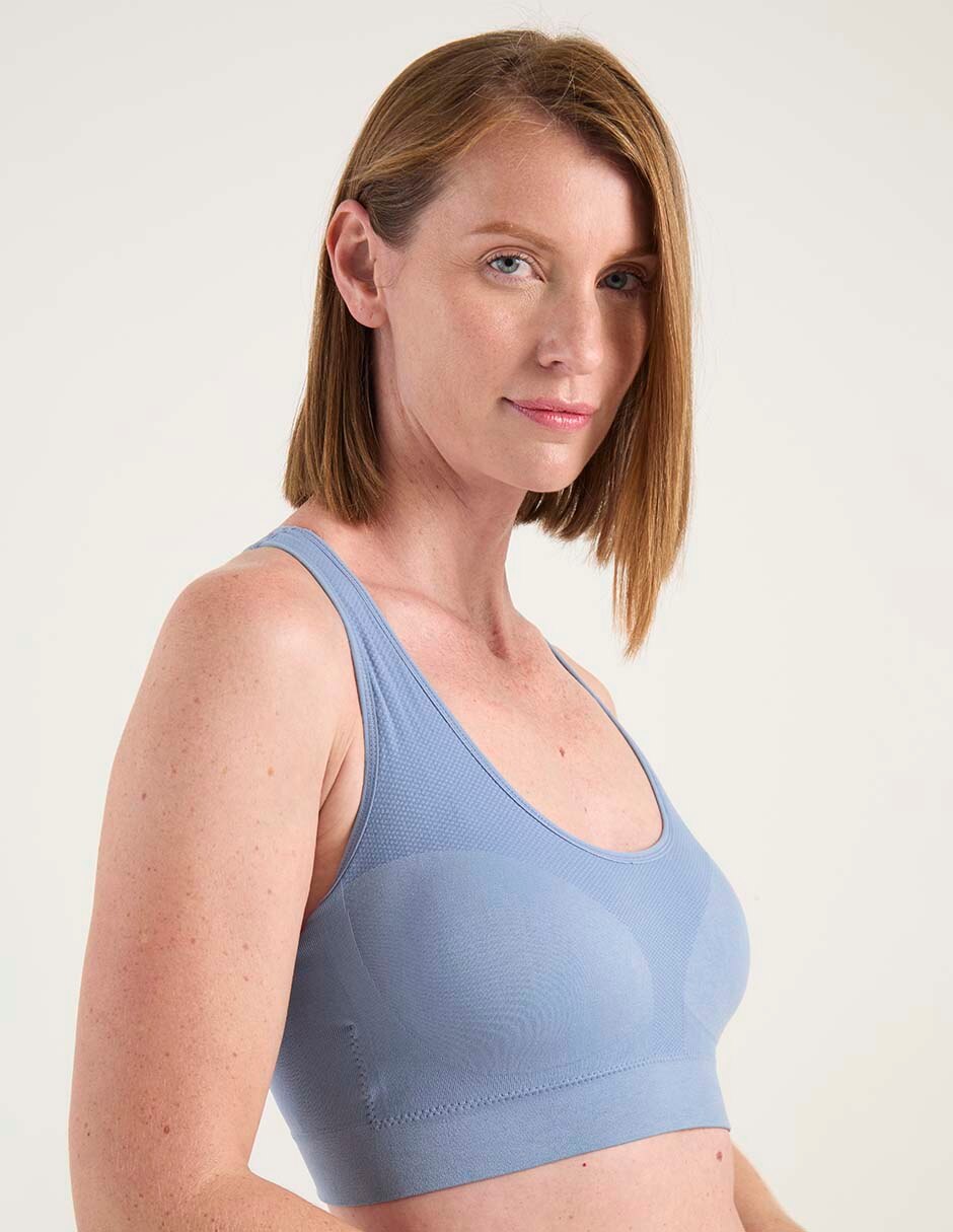 Brassiere deportivo con copa seamless para mujer 3