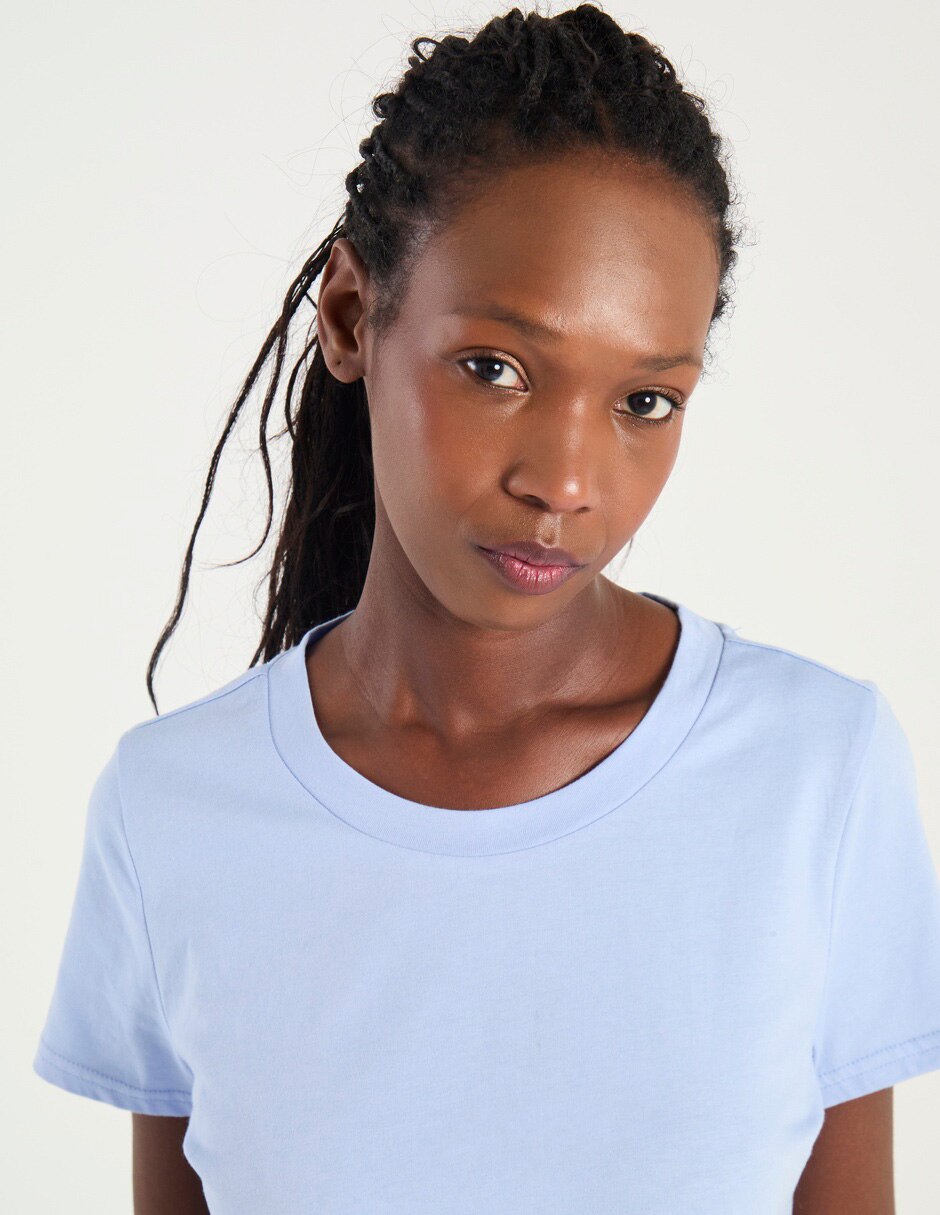 Playera manga corta cuello redondo para mujer 3