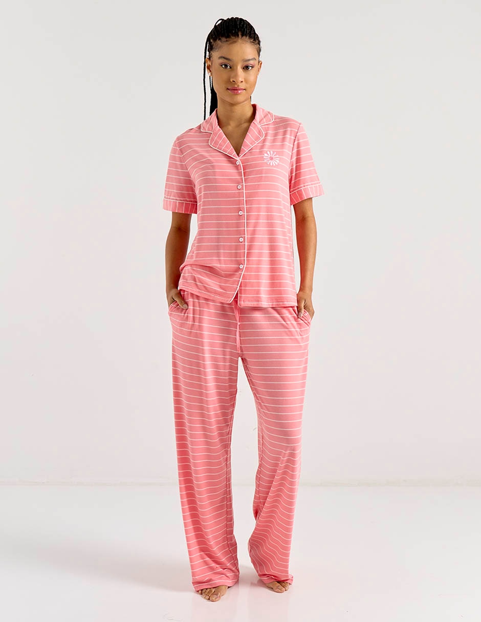 Conjunto pijama para mujer Conjunto pijama para mujer