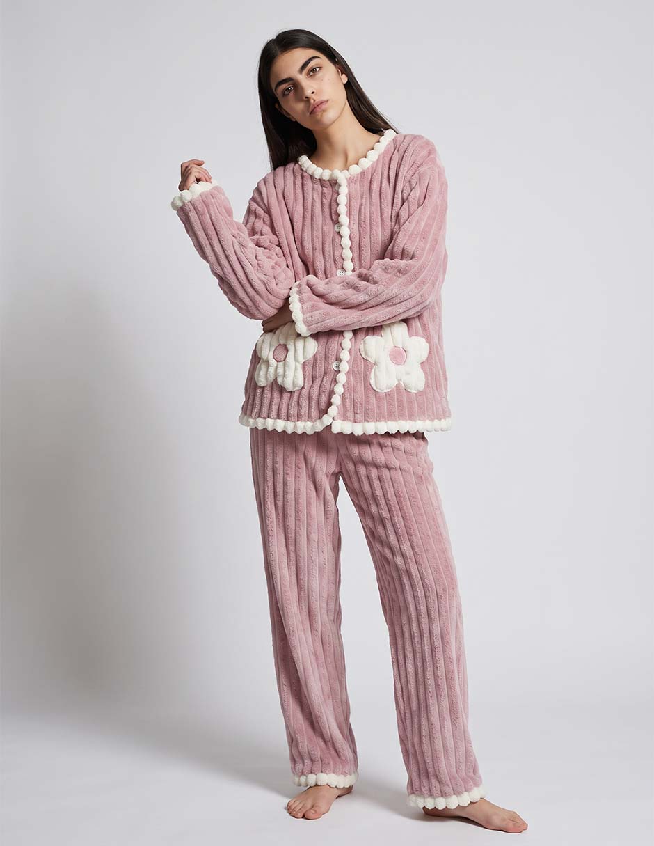 Conjunto pijama para mujer Conjunto pijama para mujer