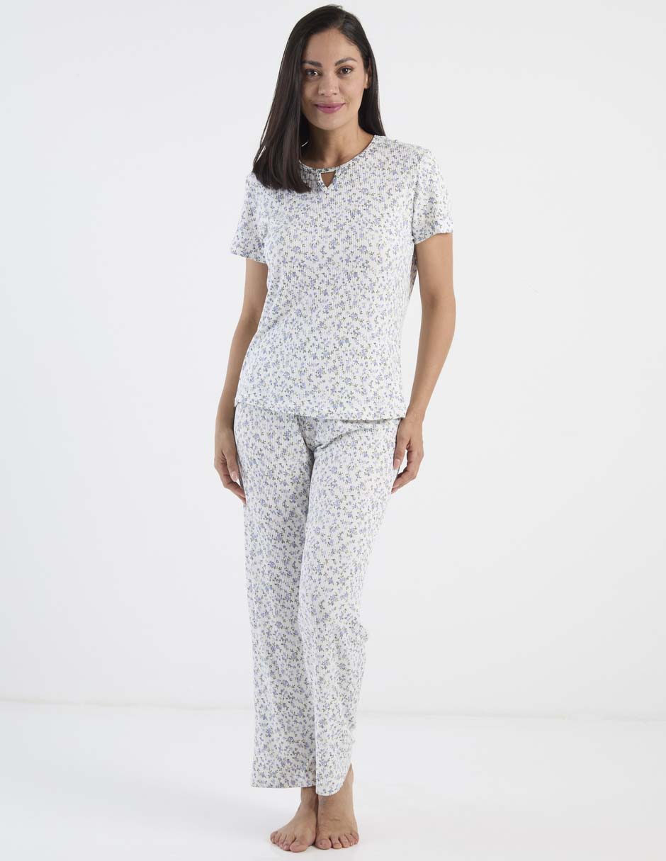 Conjunto pijama para mujer Conjunto pijama para mujer