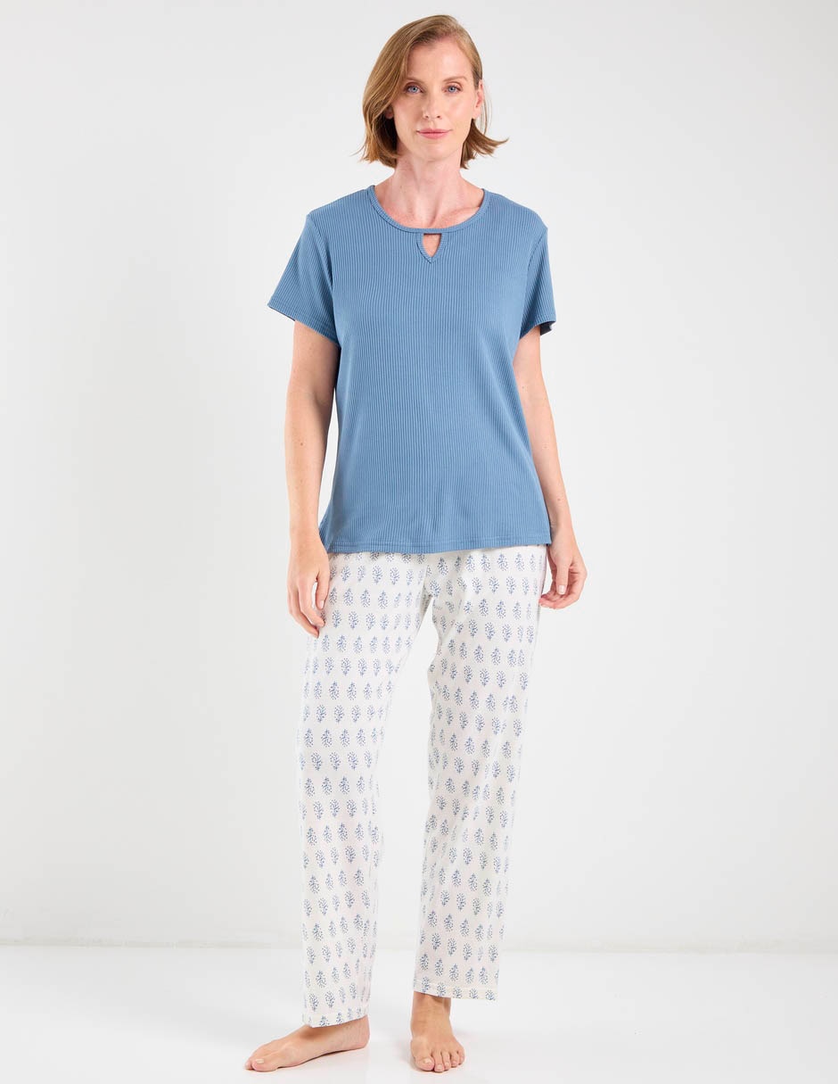 Conjunto pijama para mujer Conjunto pijama para mujer