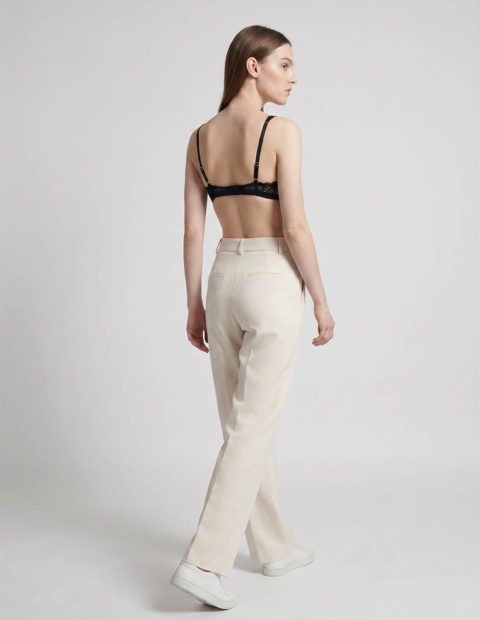 Brassiere pora mujer 2