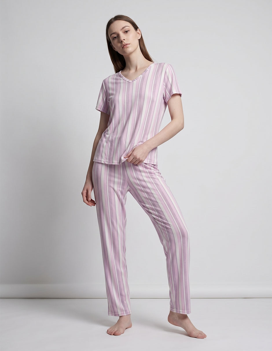 Conjunto pijama para mujer Conjunto pijama para mujer