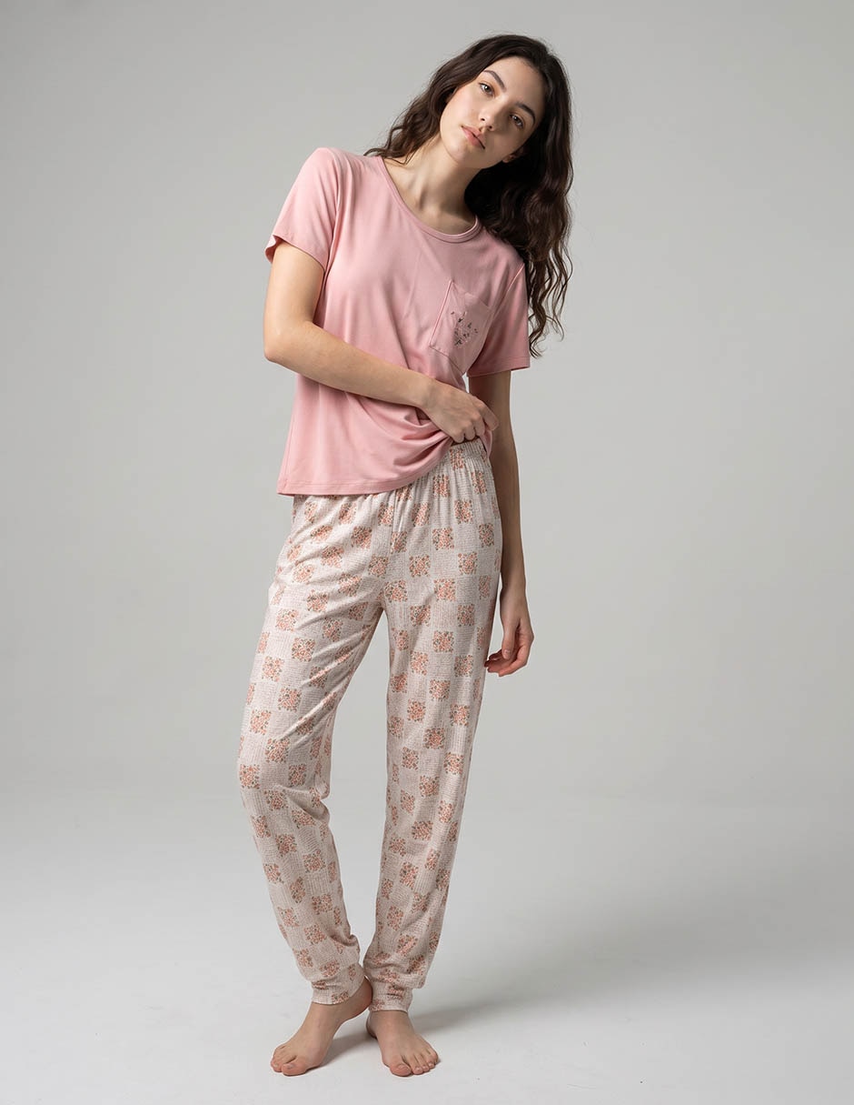 Conjunto pijama para mujer