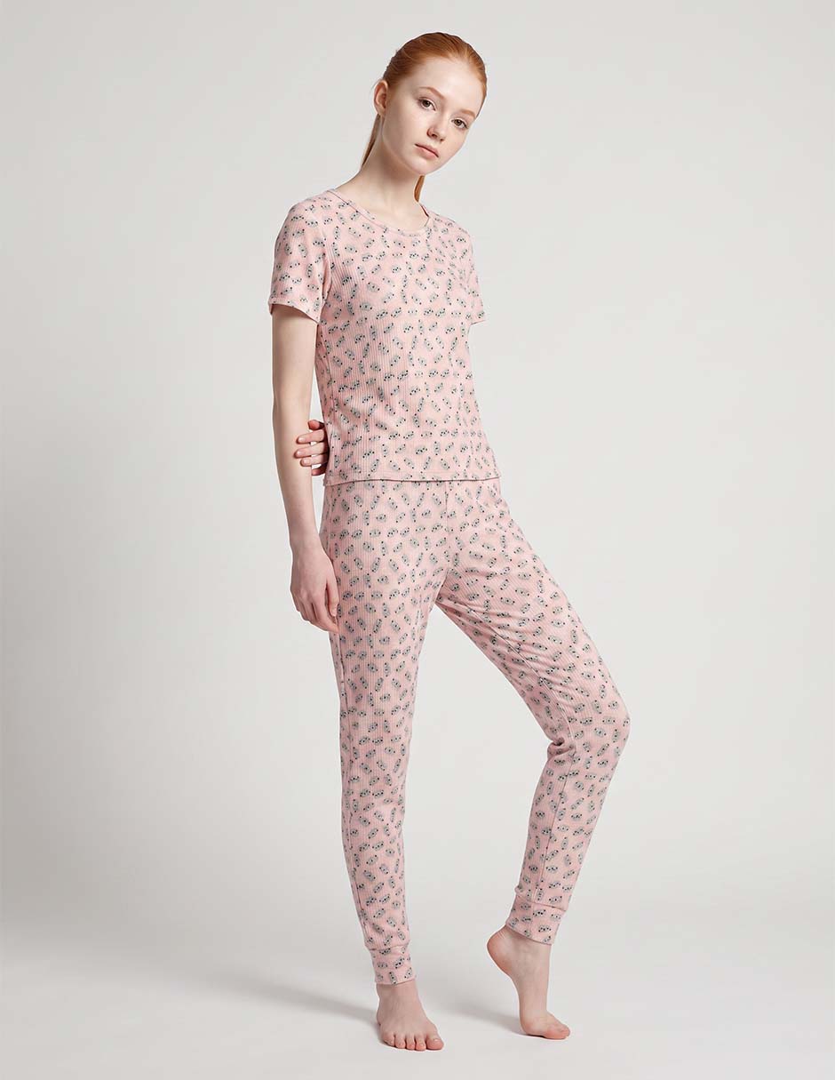 Conjunto pijama para mujer Conjunto pijama para mujer