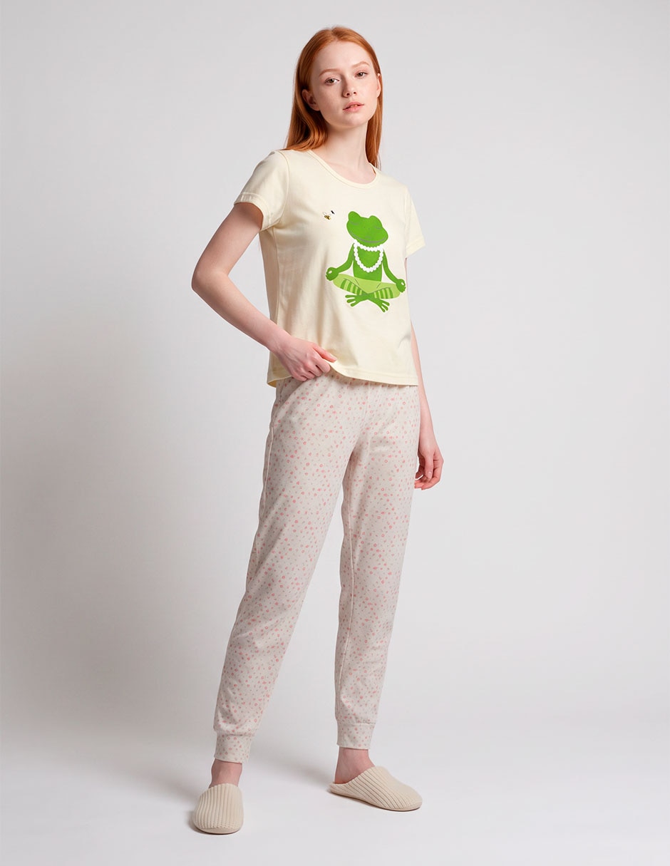 Conjunto pijama para mujer Conjunto pijama para mujer