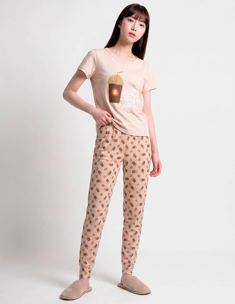 Conjunto Pijama para mujer Conjunto Pijama para mujer