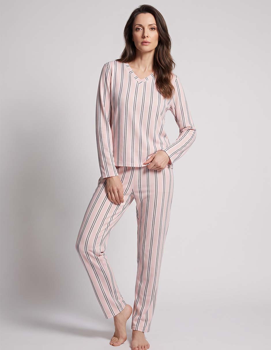 Conjunto pijama para mujer Conjunto pijama para mujer