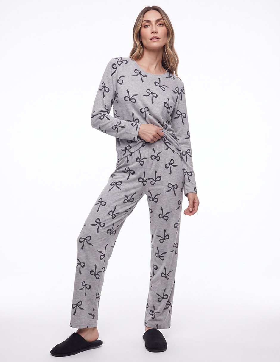 Conjunto pijama para mujer Conjunto pijama para mujer