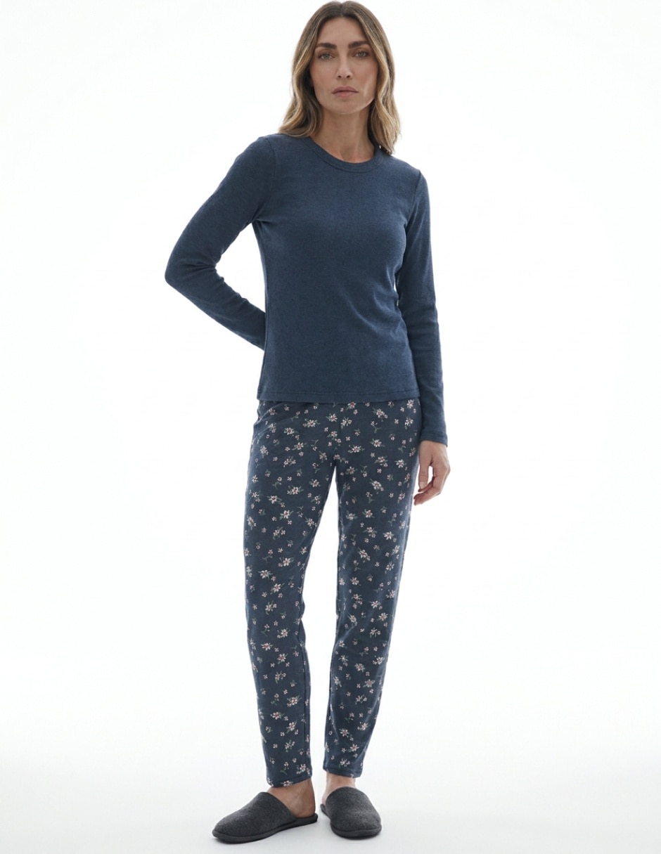 Conjunto pijama para mujer Conjunto pijama para mujer