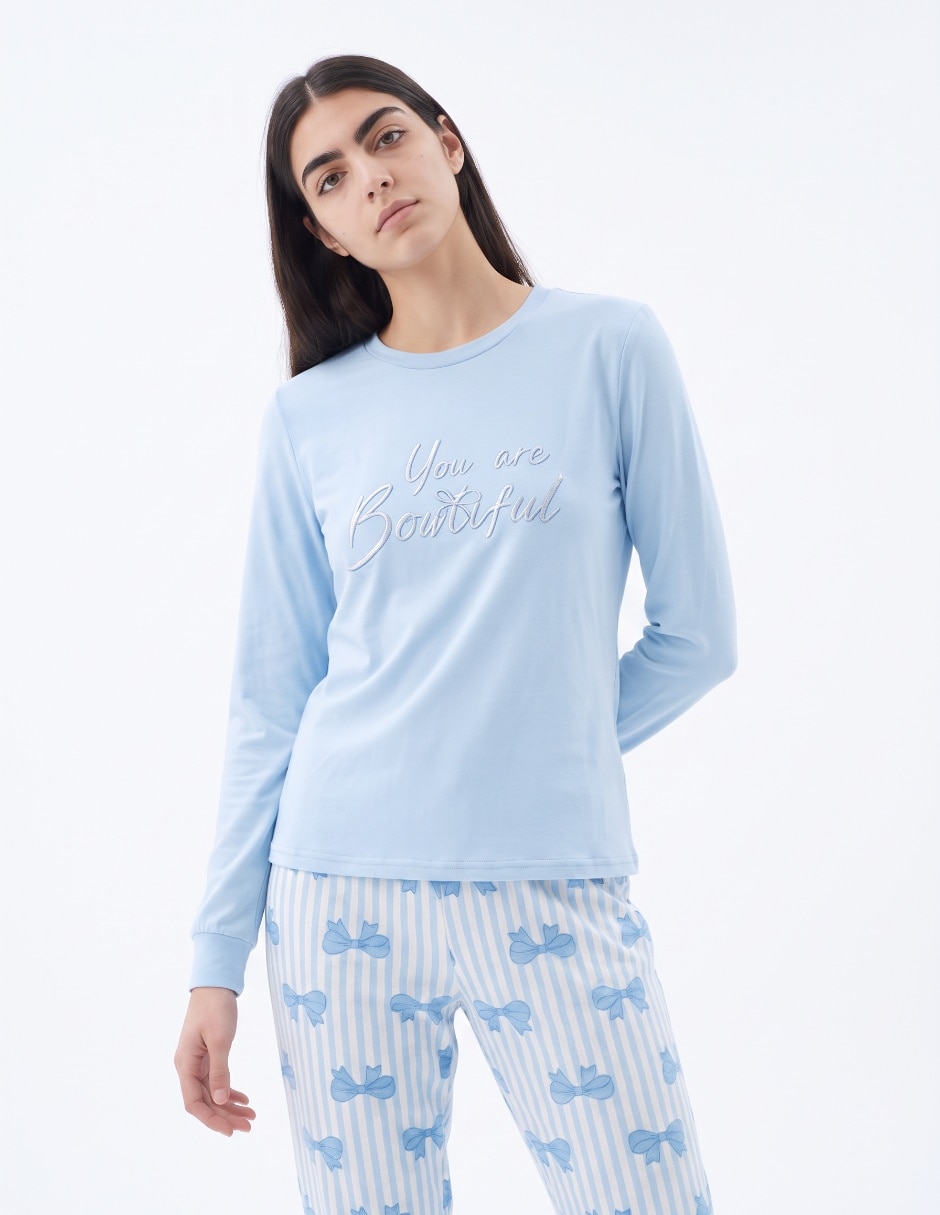Conjunto pijama para mujer Conjunto pijama para mujer
